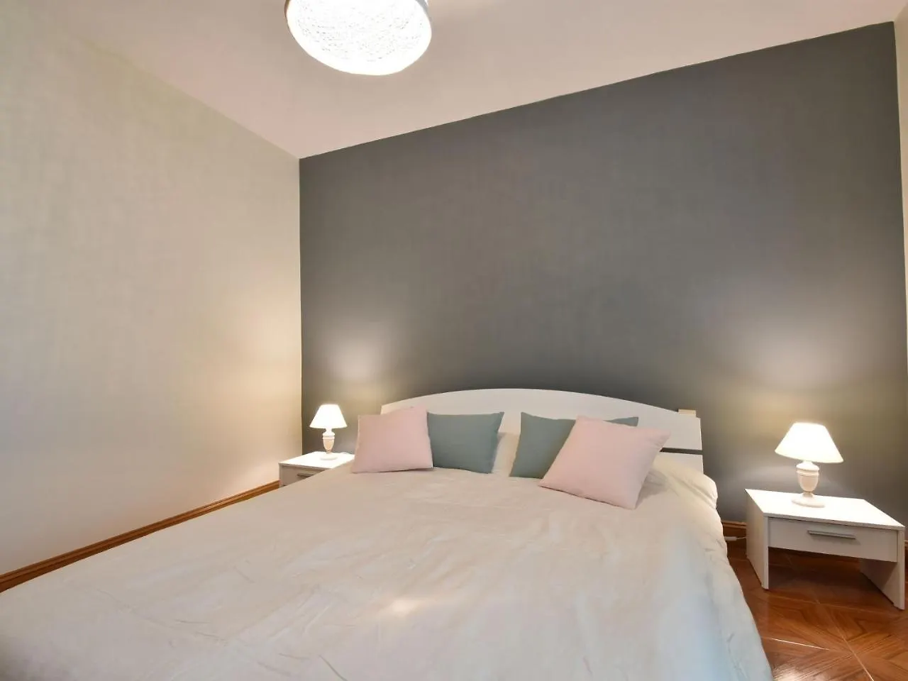 Luxurious Holiday Home In Domme With Swimming Pool Saint-Cirq-Madelon