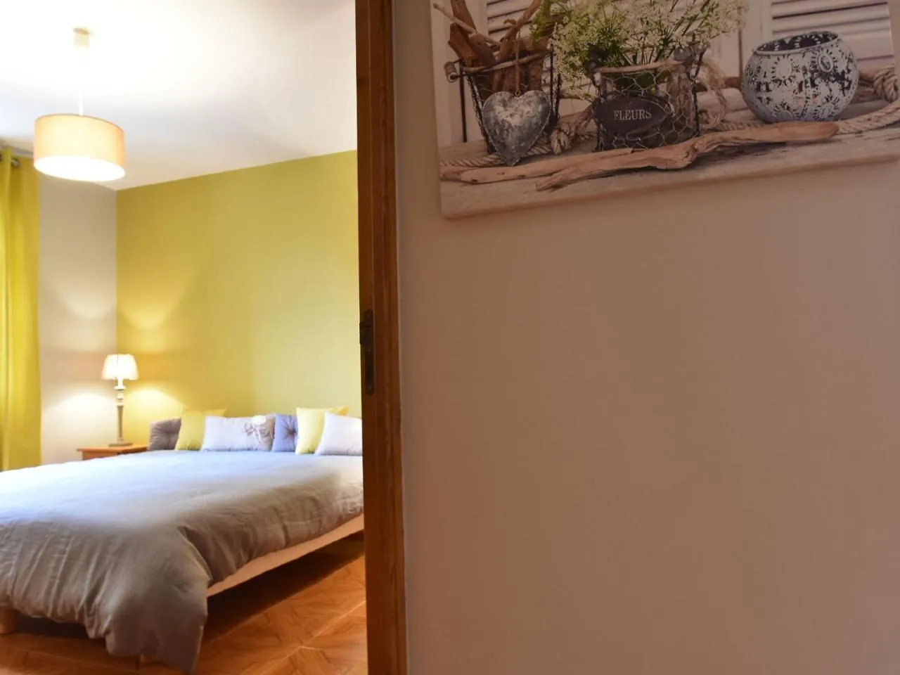 Luxurious Holiday Home In Domme With Swimming Pool Saint-Cirq-Madelon