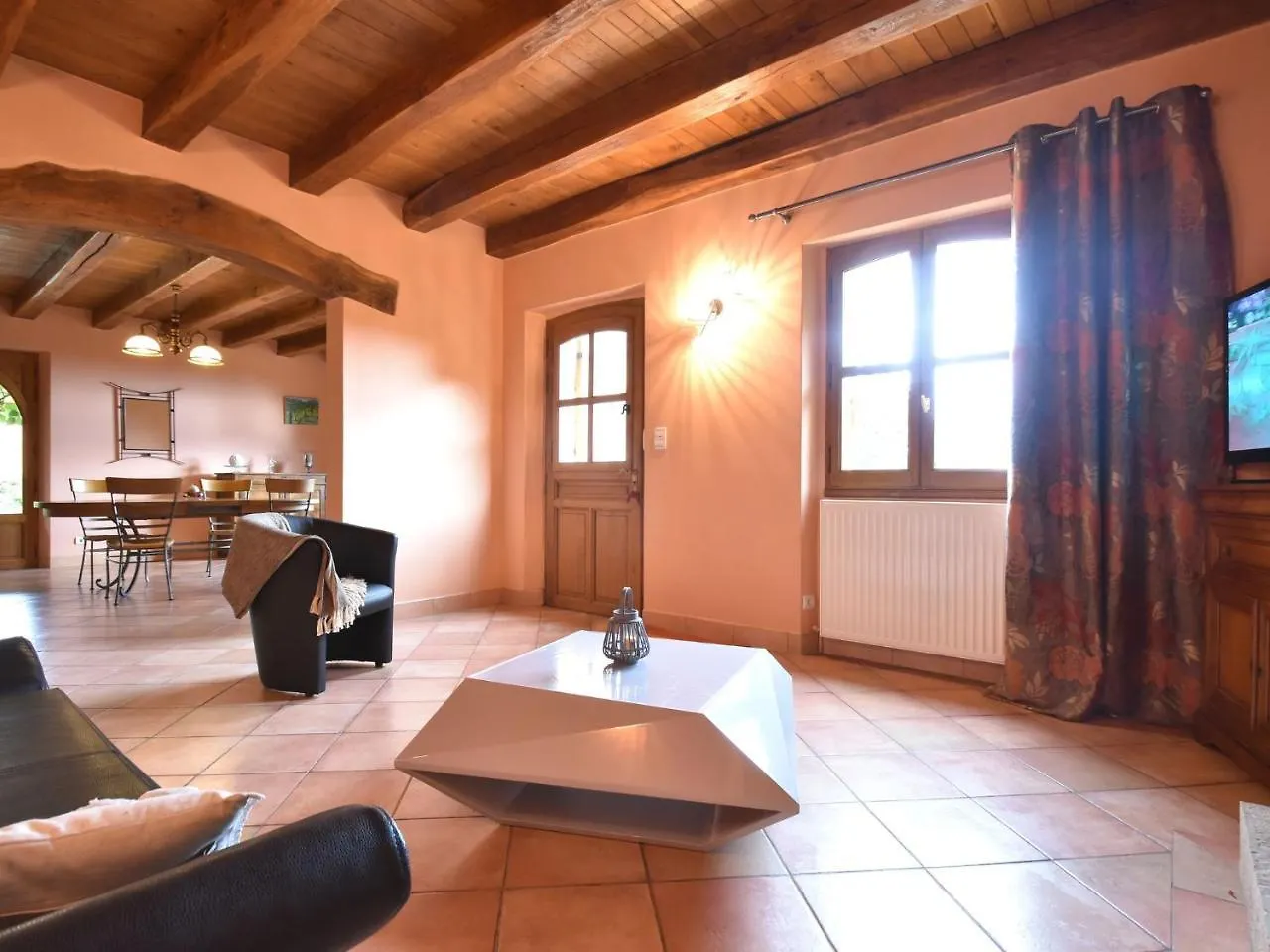 Luxurious Holiday Home In Domme With Swimming Pool Saint-Cirq-Madelon 0*,  فرنسا