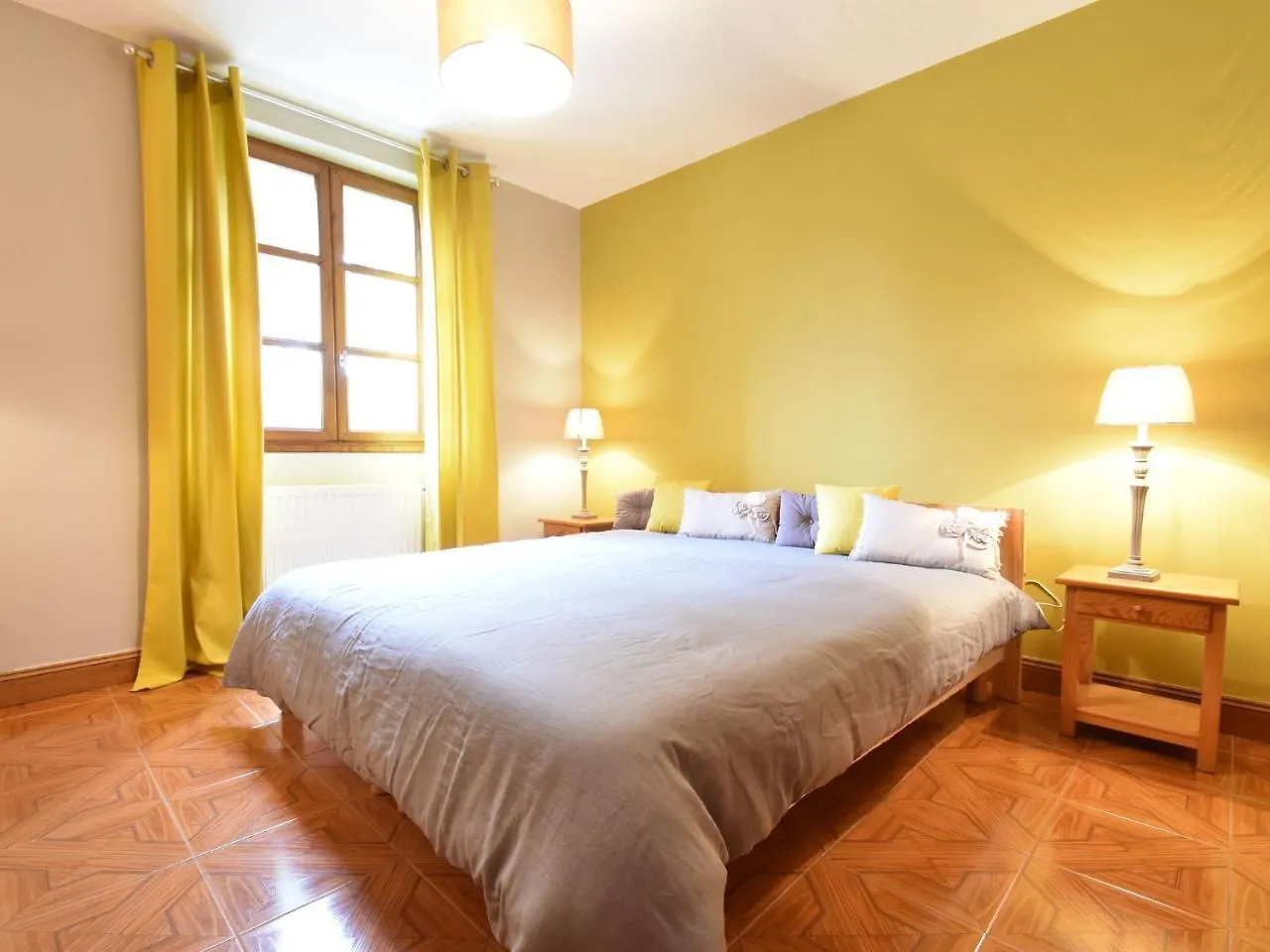Luxurious Holiday Home In Domme With Swimming Pool Saint-Cirq-Madelon