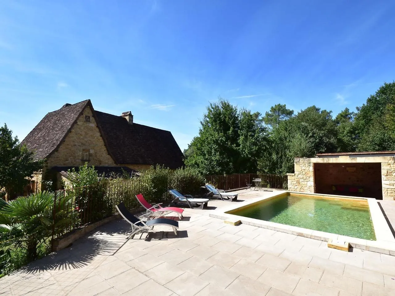 Luxurious Holiday Home In Domme With Swimming Pool Saint-Cirq-Madelon